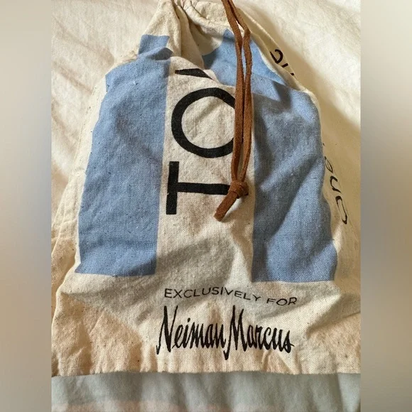 TOMS Baby Shoes - Picture 5 of 5